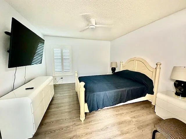 18730 Stewart Cir #5 — Photo 5