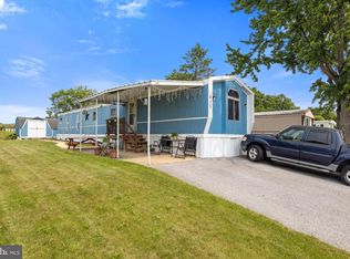 433 Waldorf Dr, York, PA 17404