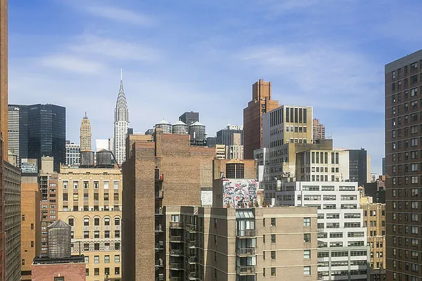 Sold by Compass | media 20