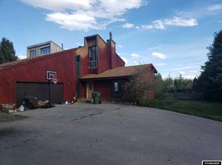 2023 Willow Creek Rd, Casper, WY 82604