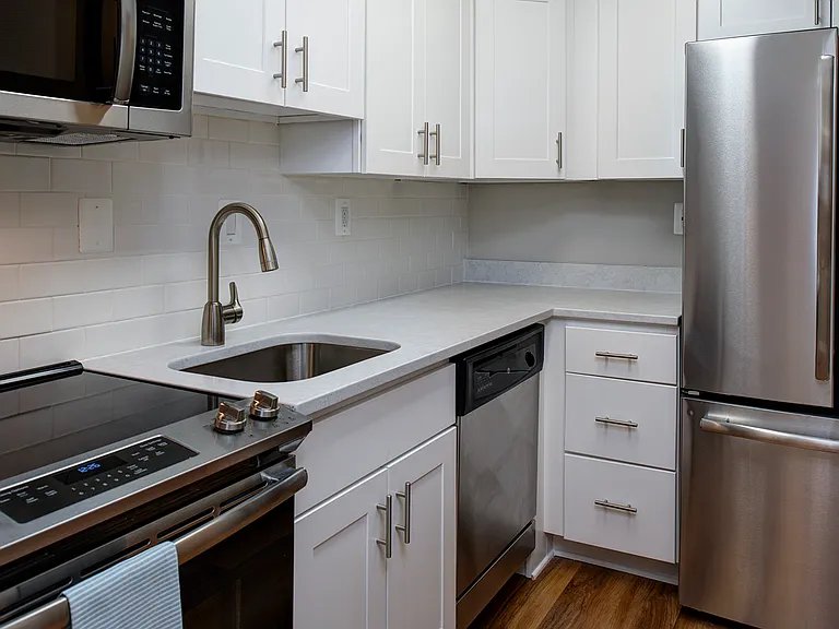 Renovated kitchens with premium finishes are available for upgrade. Ask the leasing team for more details.