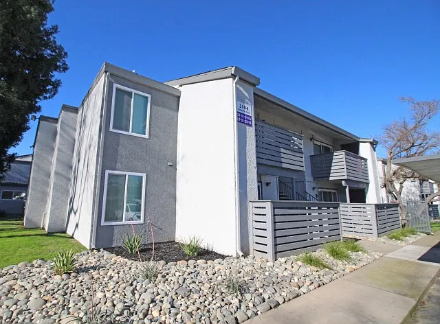 The Confluence — Photo 14