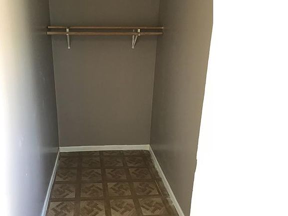 3rd image of 7118 S Harvard Ave APT 3