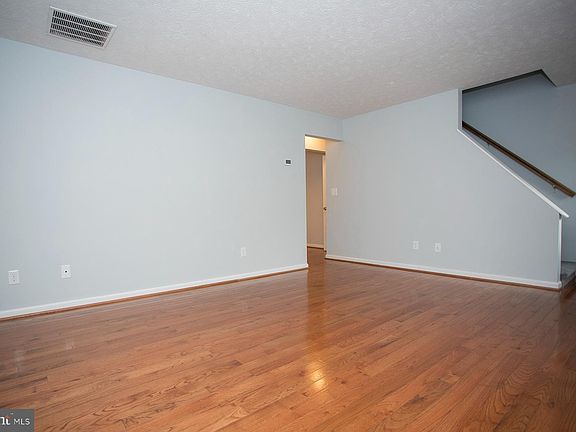 5th image of 817 Sledgehammer Dr