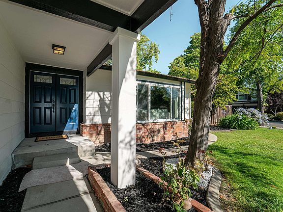 3rd image of 2603 Laramie Gate Cir