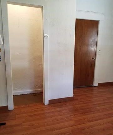 3rd image of 126 Topping Ave