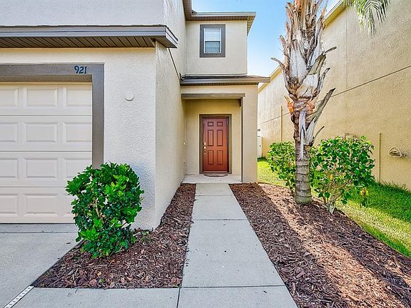 2nd image of 921 Seminole Sky Dr