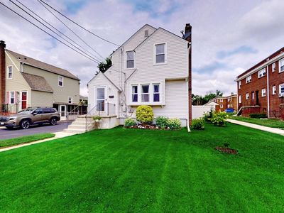 27 W Holly Ave, Oaklyn, NJ, 08107