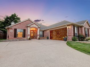 5841 Sugar Maple Dr, Fort Worth, TX 76244
