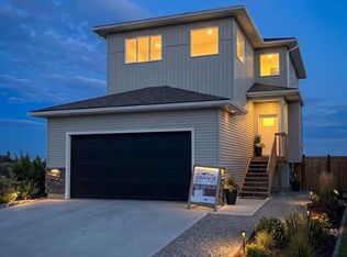 11402 S 107th Ave, Grande Prairie, AB T8V6L7