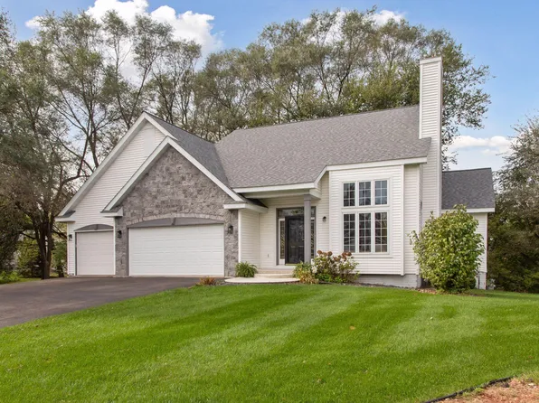 613 Topaz Ln, Hudson, WI 54016