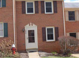 107 E Davis Ave SW, Leesburg, VA 20175