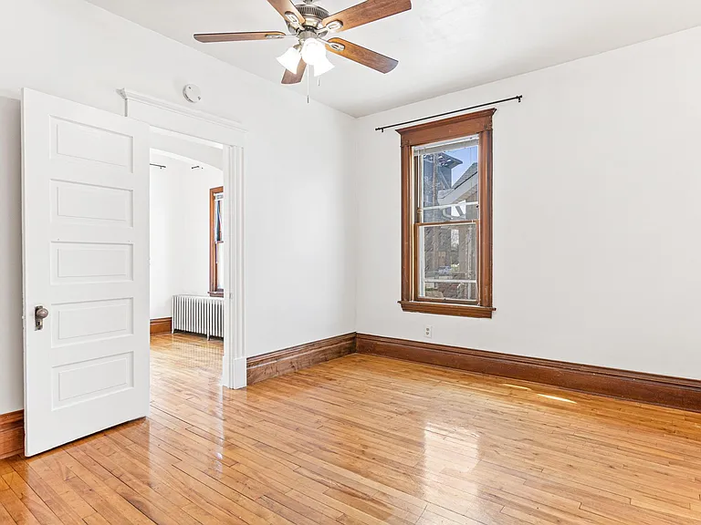 47 Lowry Ave NE #1 — Photo 7