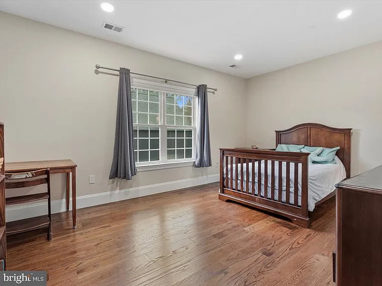 12107 Glen Mill Rd — Photo 22
