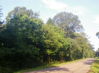 1030 Wallace Dr, McComb, MS 39648