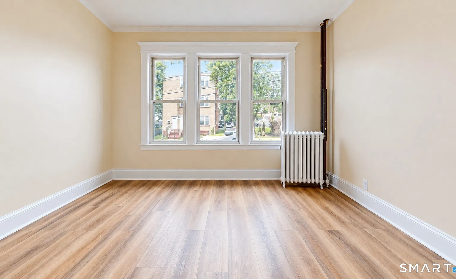 17 Bond St — Photo 4