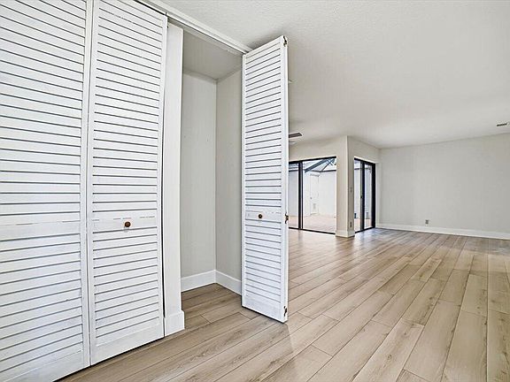 4th image of 4846 NW 22ND Street #4160
