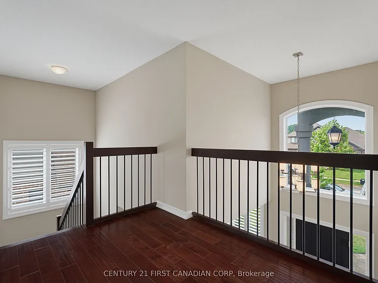 1018 Medway Park Dr — Photo 19
