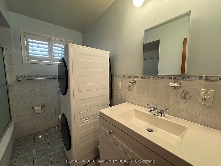 300 Driftwood Ave #UPPER — Photo 20