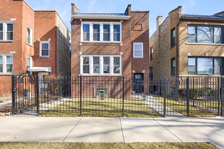 1st image of 3419 N Lowell Ave #2