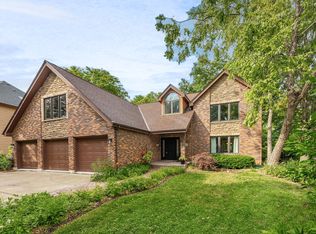 2734 Alyssa Dr, Naperville, IL 60565