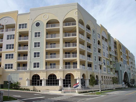 5th image of 225 W Seminole Blvd