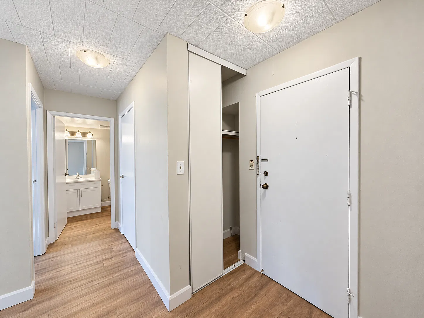 130 Sheldon Ave — Photo 2