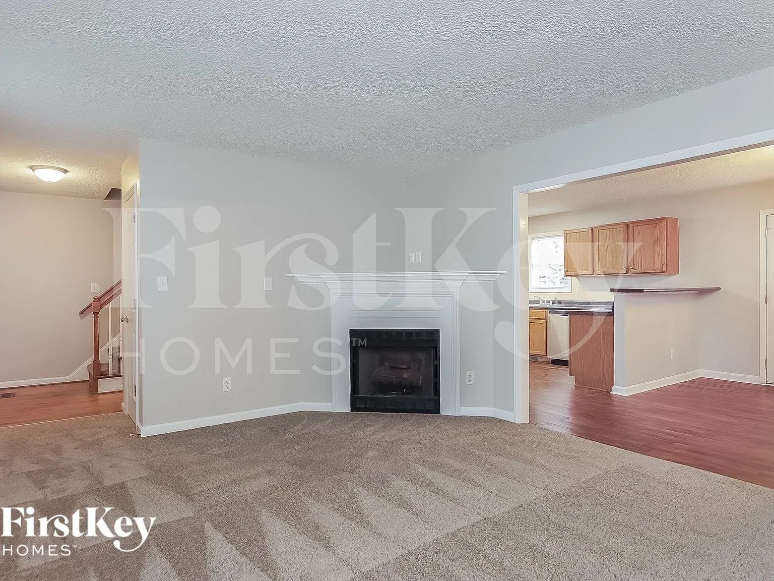 3 bed, 2.5 bath, 1764 sqft, $1,865 — Photo 3