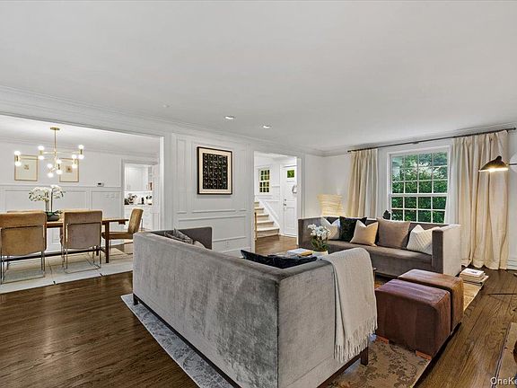 3rd image of 4 Martin Road