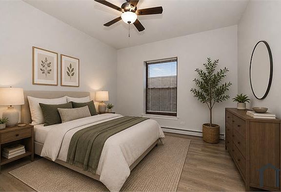 3rd image of 4426 S Michigan Ave #106