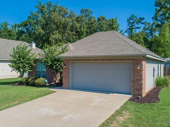 3rd image of 9818 Merlot Ln
