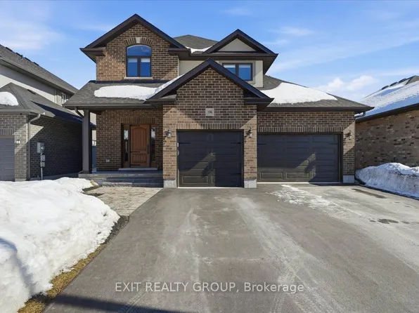 106 Ledgerock Ct, Quinte West, ON K8R 0A6