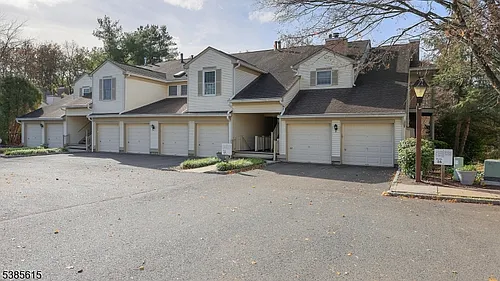 91 Jamestown Rd Photo 1