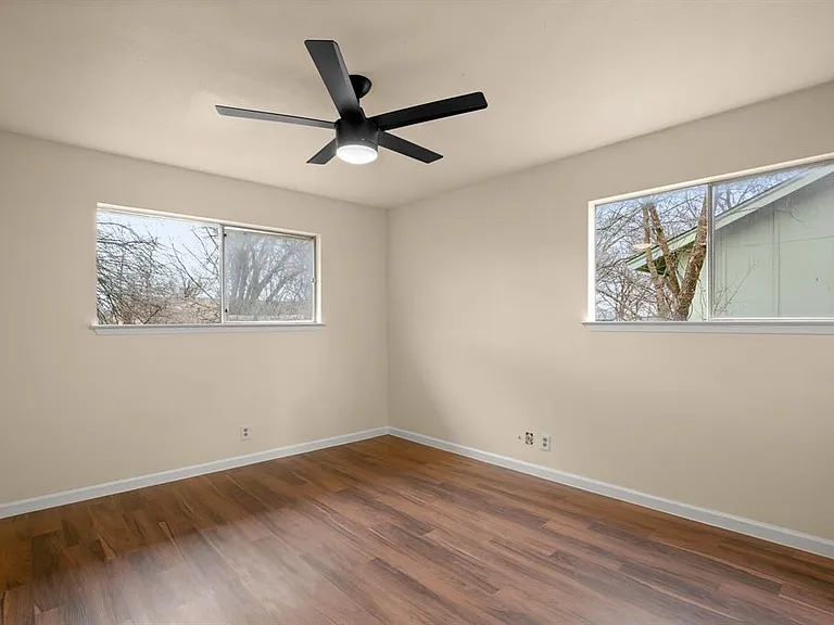 10711 Lanshire Dr #A — Photo 15