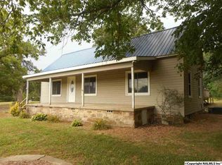 93 Cobb Rd, Arab, AL 35016