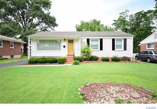 1st image of 25 Saint Alice Ln
