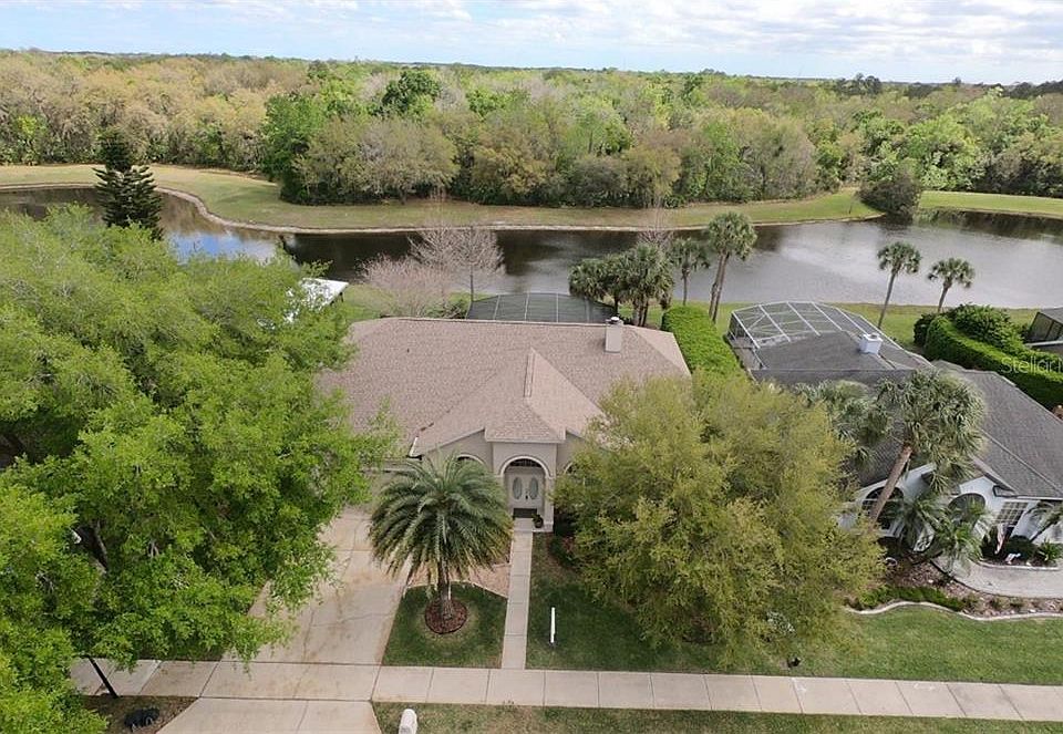 1st image of 2330 Turnberry Dr