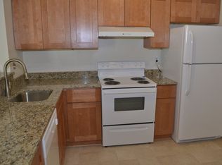 3869 El Camino Pl, Alexandria, VA 22309