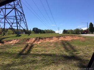 1310 White Pond Dr, Gastonia, NC 28056