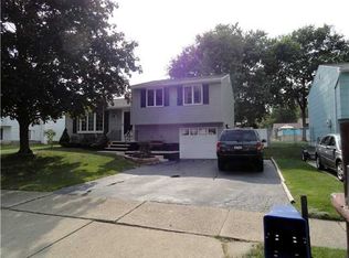 159 Chapel Glen Dr, Hamburg, NY 14075