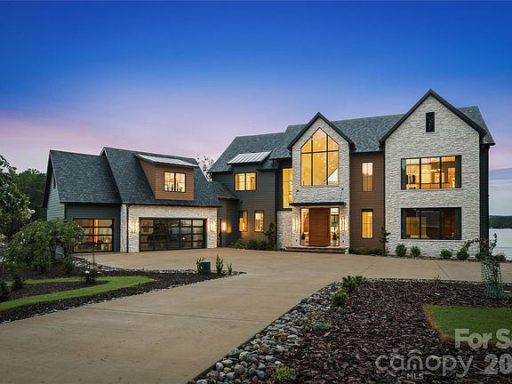 2nd image of 123 Cove Point