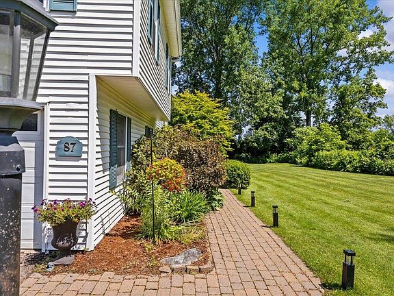 3rd image of 87 Morgan Parkway