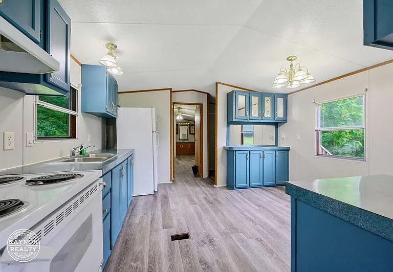 121 Wood Church Rd — Photo 10