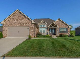 105 Oak Hill Ln, Georgetown, KY 40324