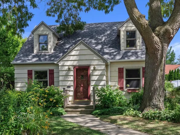 7315 3rd AVENUE, Kenosha, WI 53143