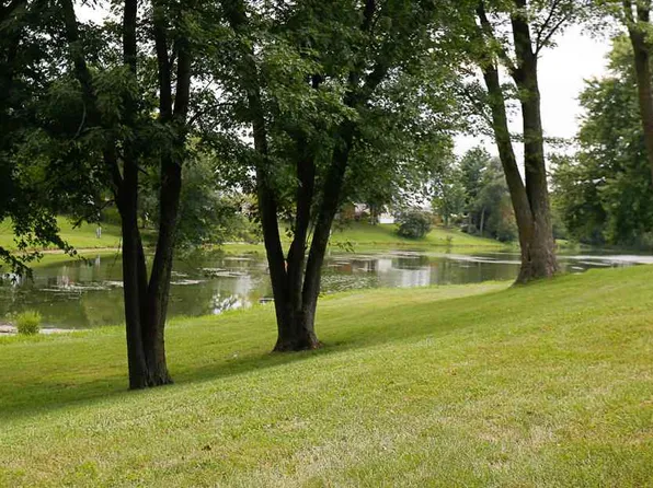 Lakewood Estates (IA), 7171 W 60th St #1a0, Davenport, IA 52804