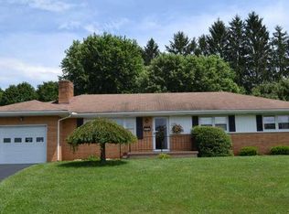 212 Ann Ave, Lewisburg, WV 24901