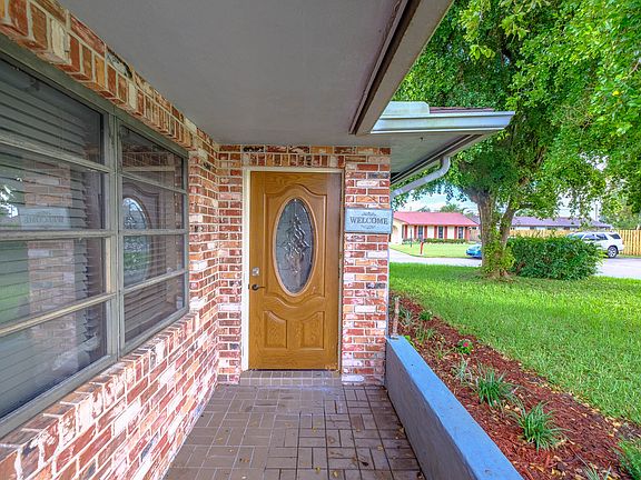 5th image of 2436 Allen Ct