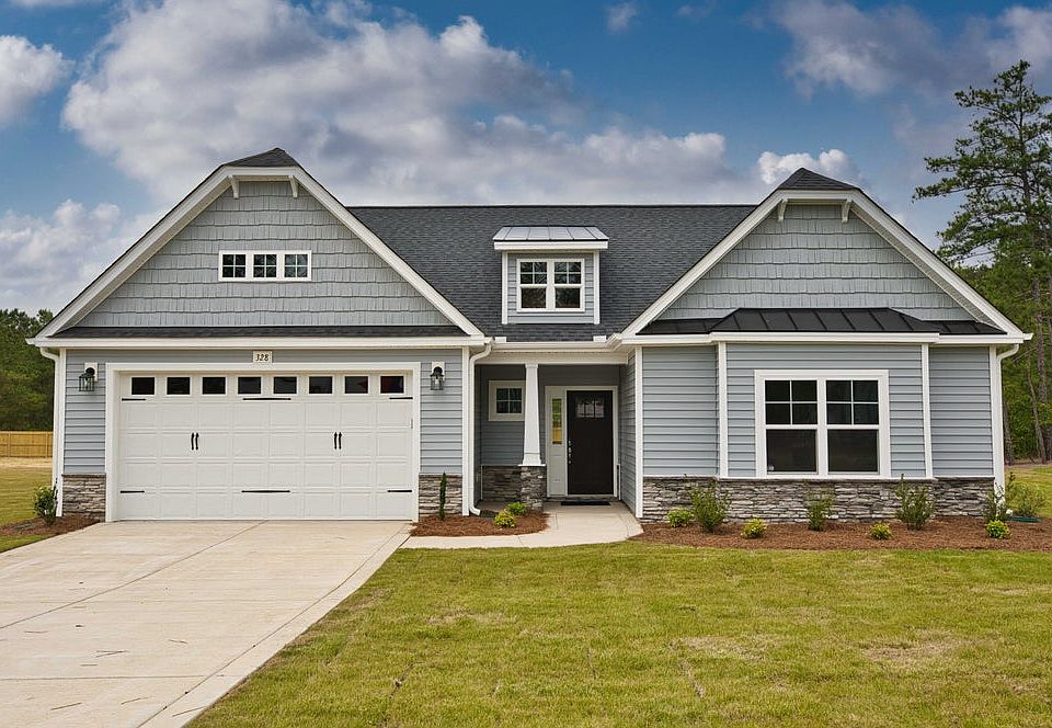 1st image of 328 Pine Laurel Dr