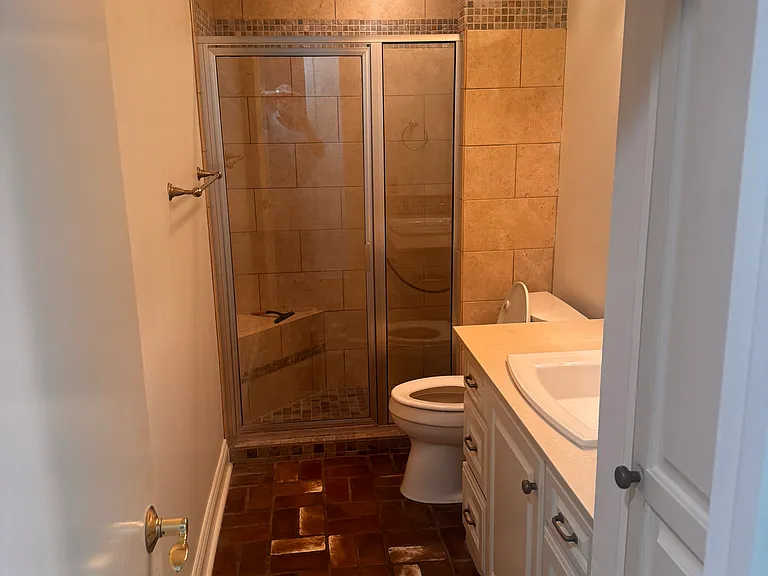 616 Blackman St — Photo 5